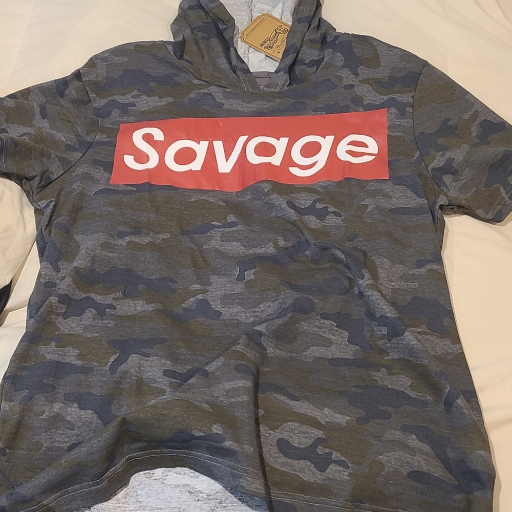 XL short sleeve hoddie